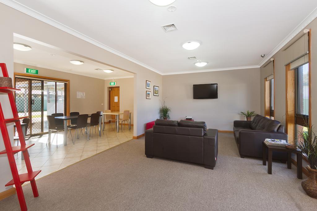 Sandhurst Motel Carrum Downs Exterior foto