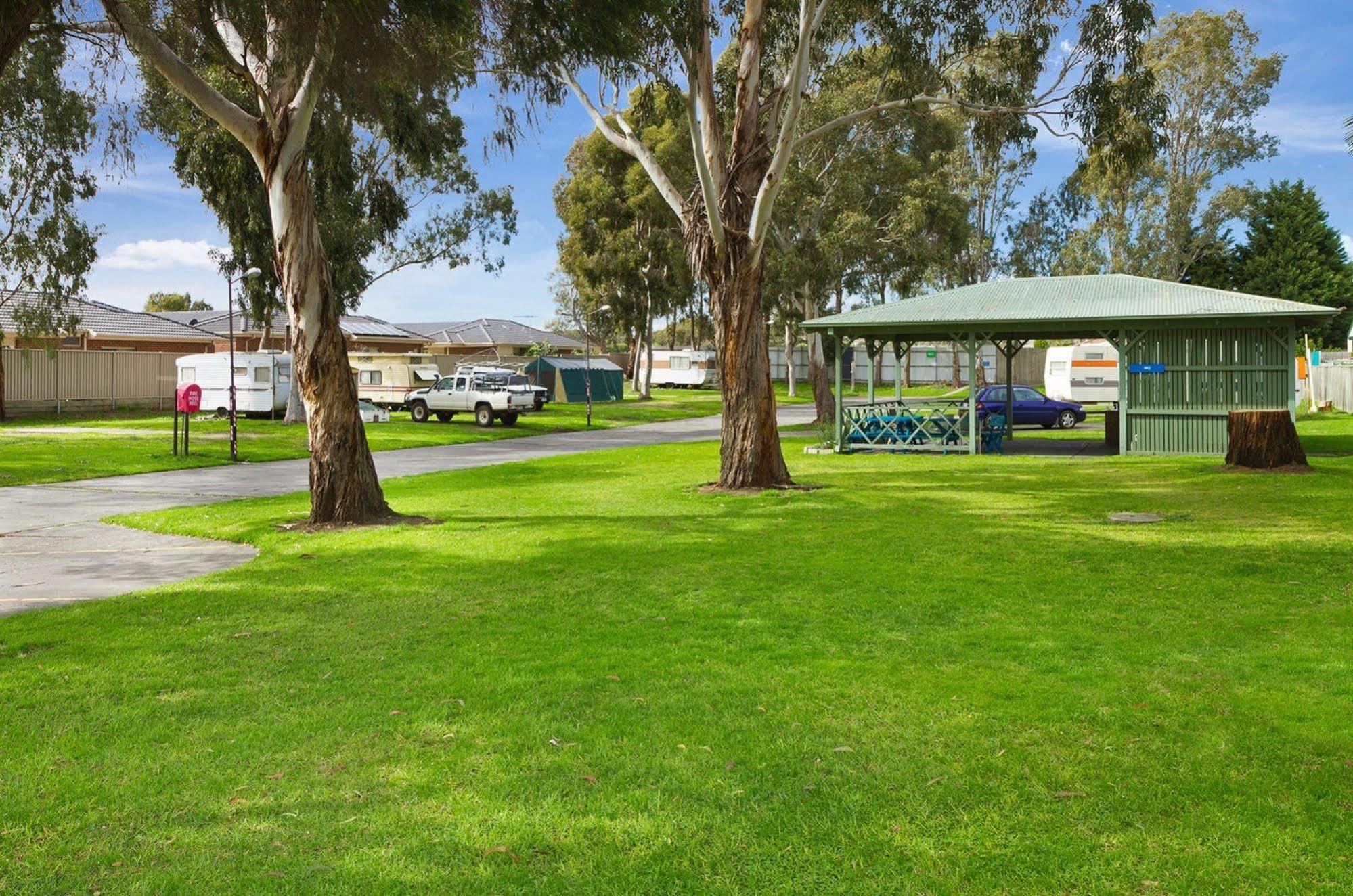 Sandhurst Motel Carrum Downs Exterior foto